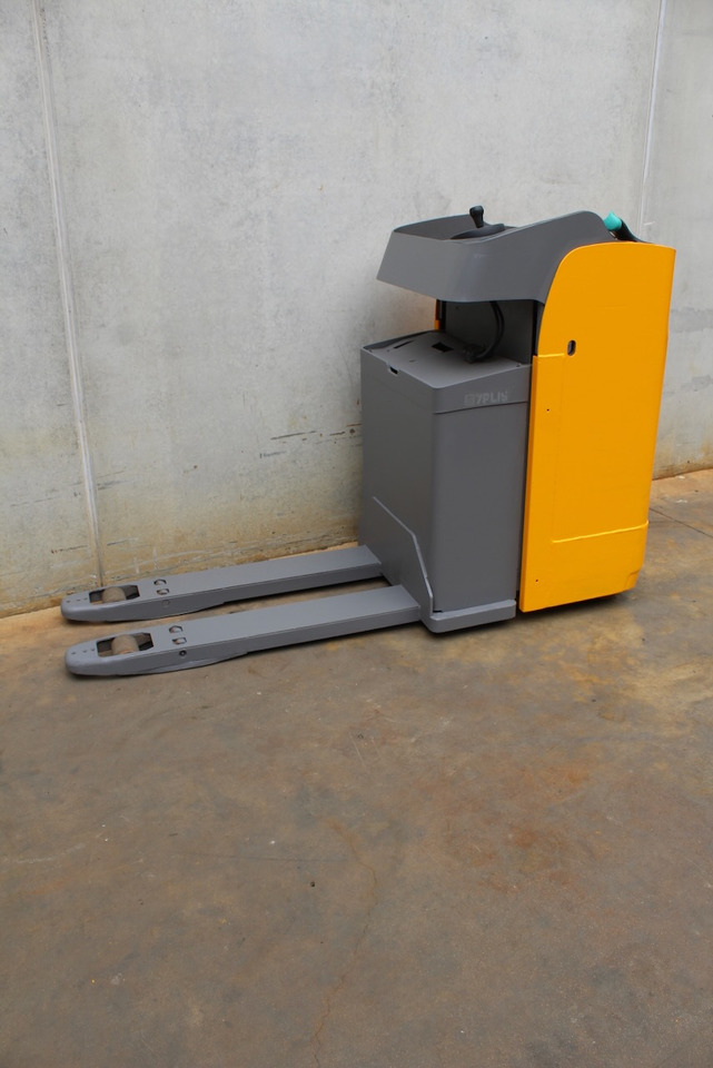 Jungheinrich ESE 120 - Pallet truck: picture 2 Jungheinrich ESE 120 - Pallet truck: picture 2