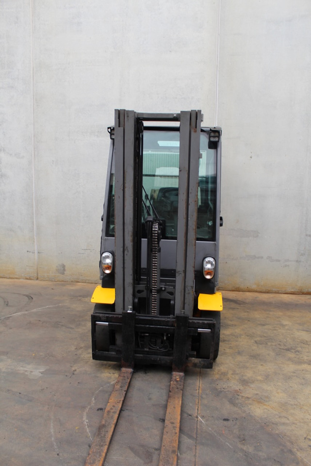 Jungheinrich TFG 320 464 DZ - LPG forklift: picture 5 Jungheinrich TFG 320 464 DZ - LPG forklift: picture 5