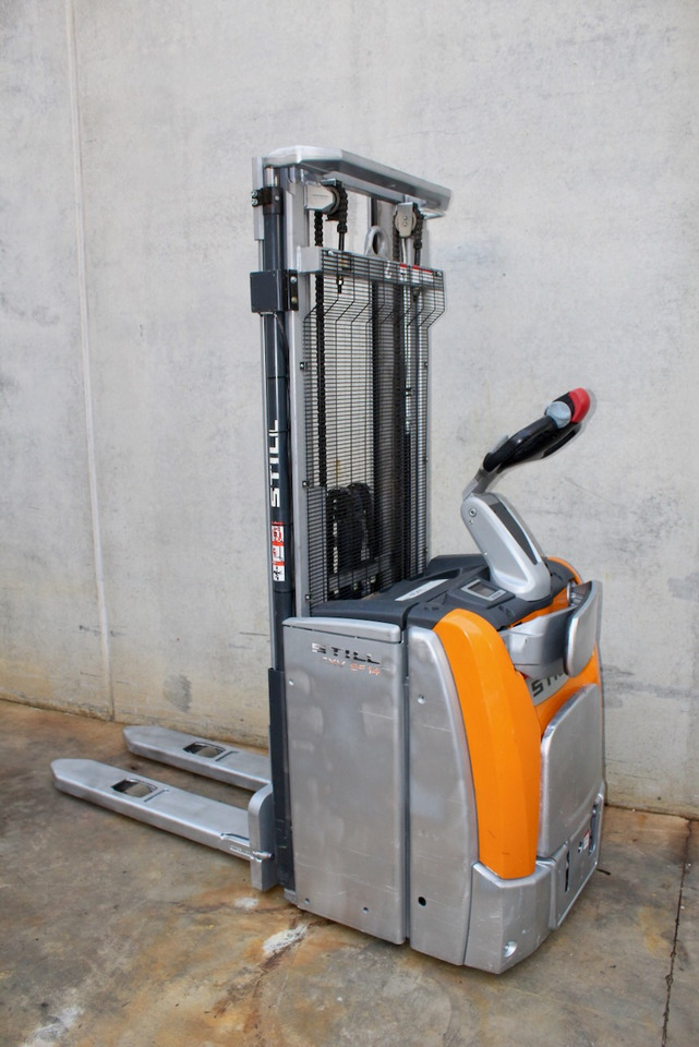 Still EXV-SF14 - Stacker: picture 1 Still EXV-SF14 - Stacker: picture 1