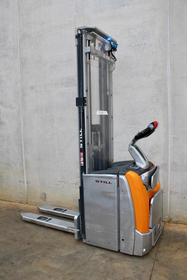 Still EXV SF16 - Stacker: picture 1 Still EXV SF16 - Stacker: picture 1