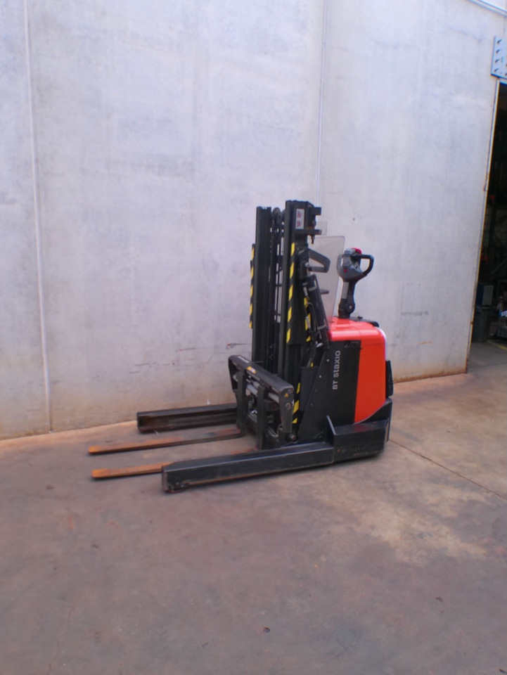 Toyota SPE 120 XR - Stacker: picture 2 Toyota SPE 120 XR - Stacker: picture 2