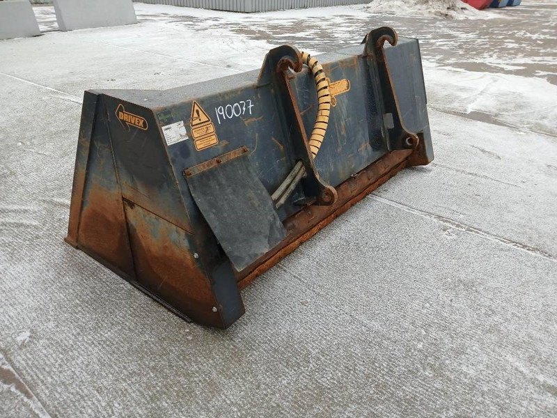 Drivex SS 1800-BM, Sandspridarskopa, V: 1800L, B:2450mm - Bucket for Construction machinery: picture 4 Drivex SS 1800-BM, Sandspridarskopa, V: 1800L, B:2450mm - Bucket for Construction machinery: picture 4