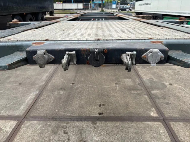 Pacton Containerchassis 20/30ft 2 lift axles ADR - Container transporter/ Swap body semi-trailer: picture 4 Pacton Containerchassis 20/30ft 2 lift axles ADR - Container transporter/ Swap body semi-trailer: picture 4