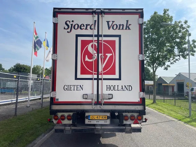 Schmitz Cargobull Frigo Thermoking SLX 2x lift axle MOT 02-2026 - Isothermal semi-trailer: picture 5 Schmitz Cargobull Frigo Thermoking SLX 2x lift axle MOT 02-2026 - Isothermal semi-trailer: picture 5