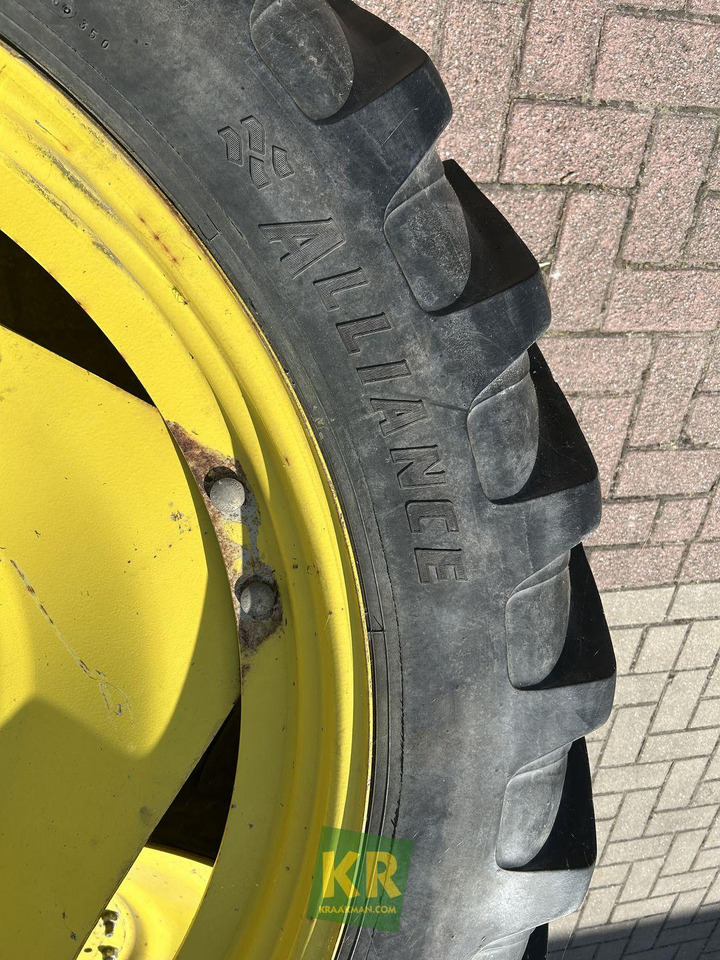 12.4R46 Alliance - Wheel and tire package for Agricultural machinery: picture 4 12.4R46 Alliance - Wheel and tire package for Agricultural machinery: picture 4