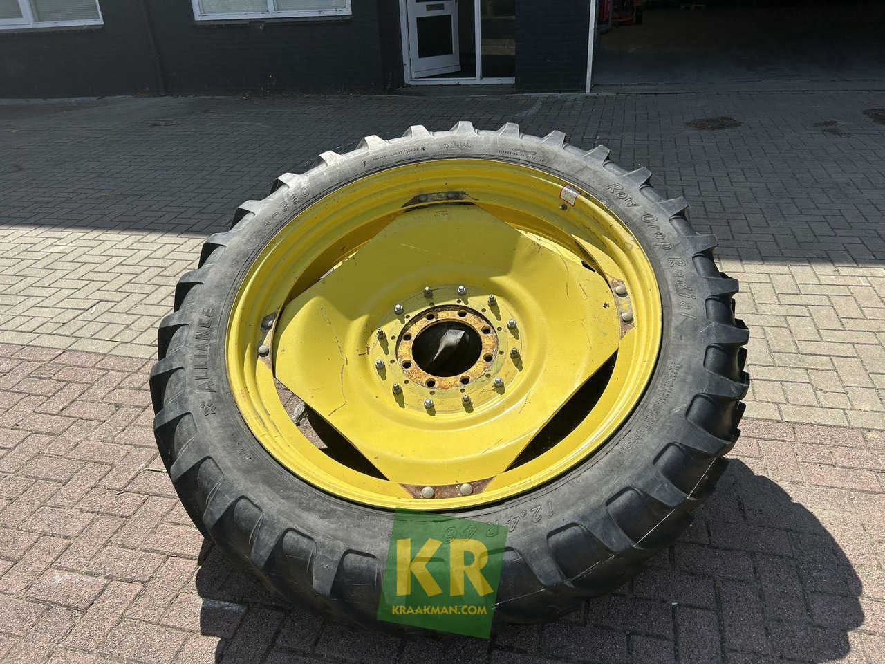 12.4R46 Alliance - Wheel and tire package for Agricultural machinery: picture 1 12.4R46 Alliance - Wheel and tire package for Agricultural machinery: picture 1