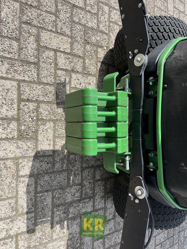 1585 John Deere - Garden mower: picture 5 1585 John Deere - Garden mower: picture 5