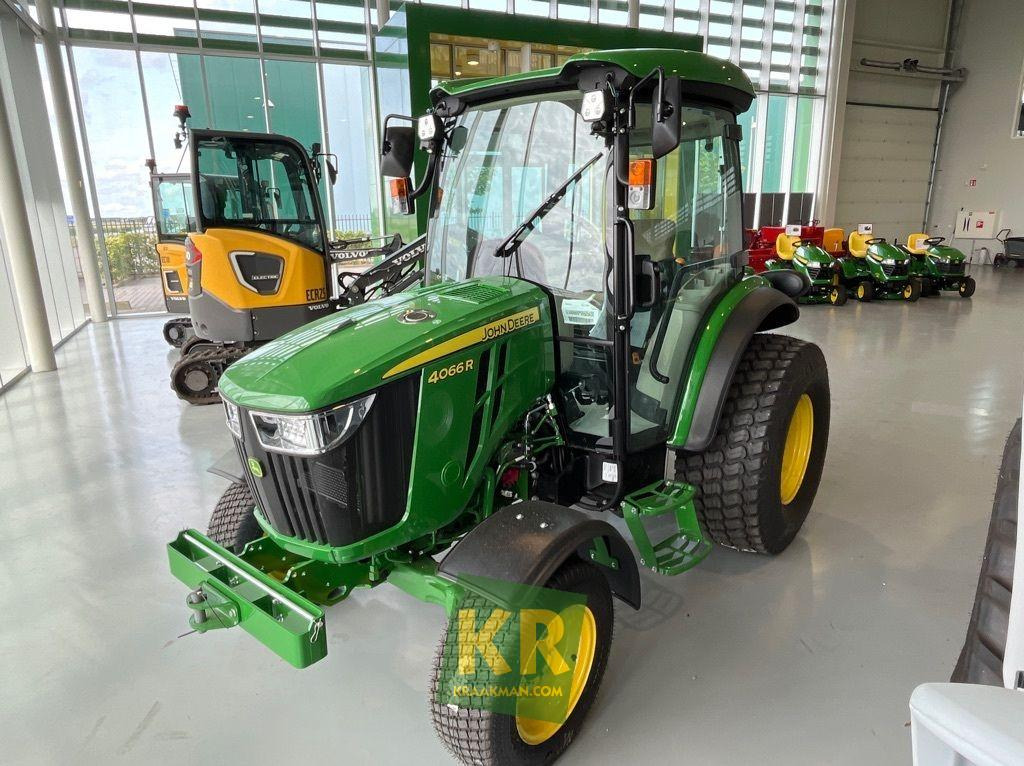 4066R John Deere - Compact tractor: picture 2 4066R John Deere - Compact tractor: picture 2