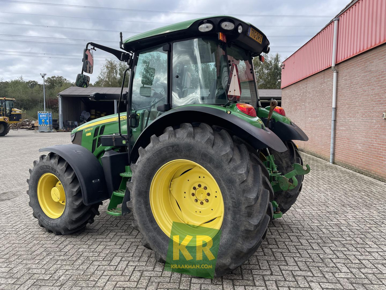 5090R John Deere - Farm tractor: picture 2 5090R John Deere - Farm tractor: picture 2