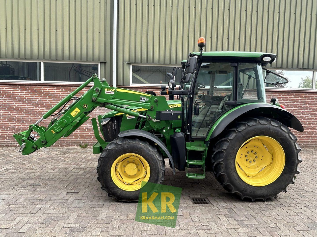 5090R John Deere - Farm tractor: picture 5 5090R John Deere - Farm tractor: picture 5