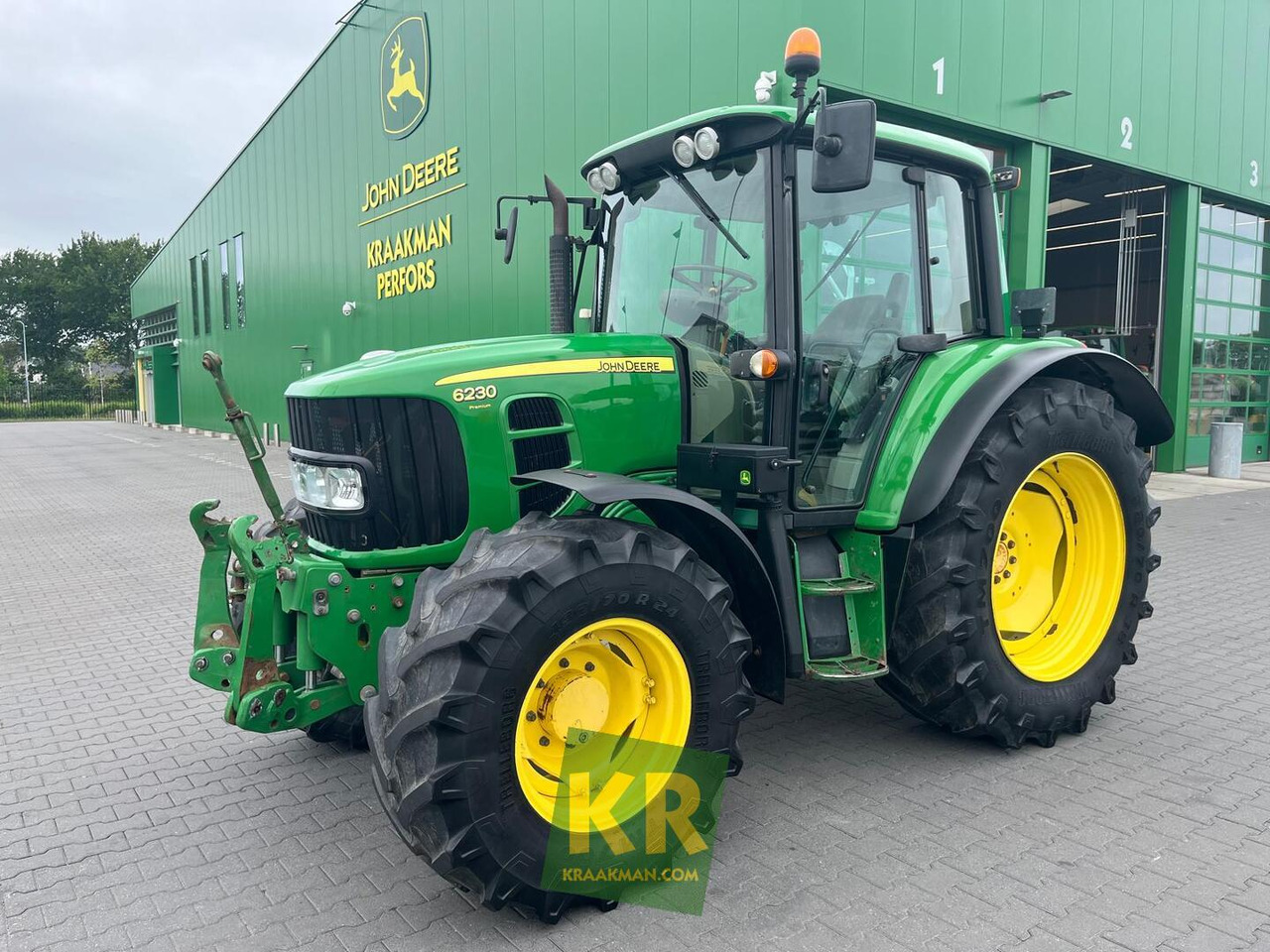 6230 John Deere - Farm tractor: picture 1 6230 John Deere - Farm tractor: picture 1