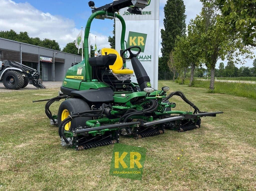 6700A John Deere - Garden mower: picture 2 6700A John Deere - Garden mower: picture 2