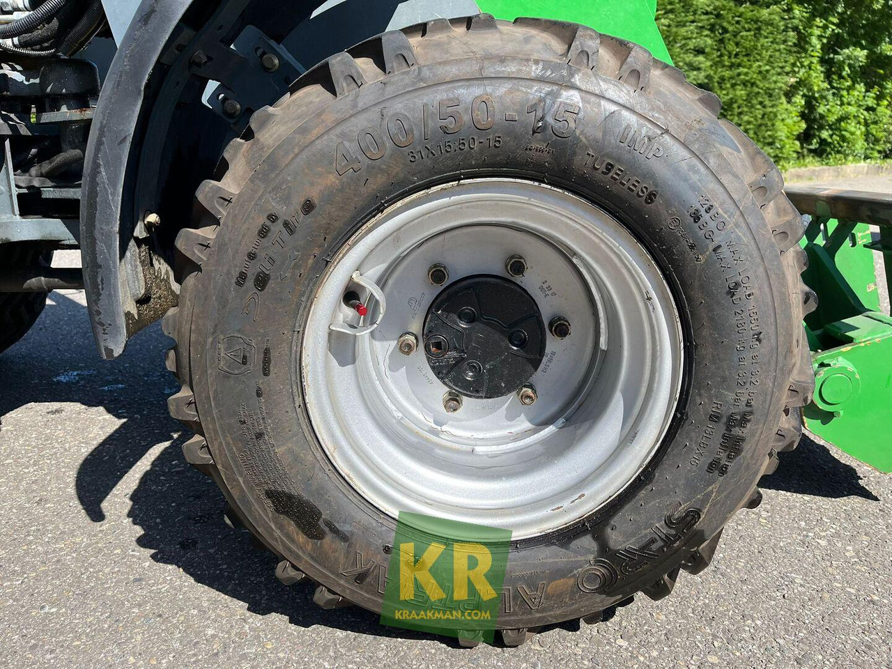 GEHL AL400 - Compact loader: picture 5 GEHL AL400 - Compact loader: picture 5