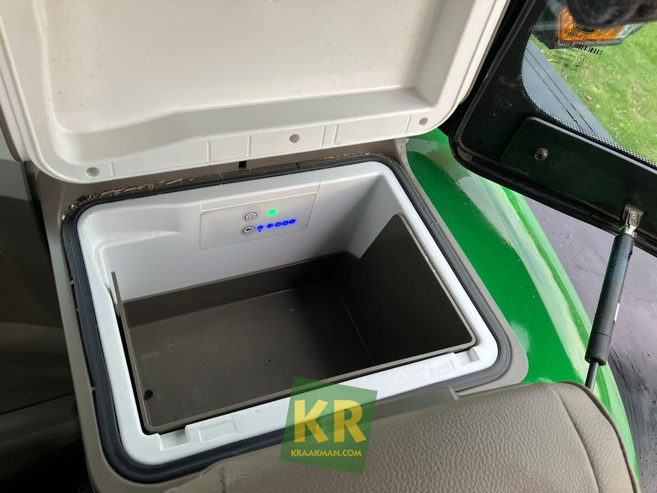 John Deere 7R 350 - Farm tractor: picture 3 John Deere 7R 350 - Farm tractor: picture 3