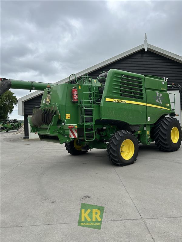 John Deere T660 - Combine harvester: picture 5 John Deere T660 - Combine harvester: picture 5