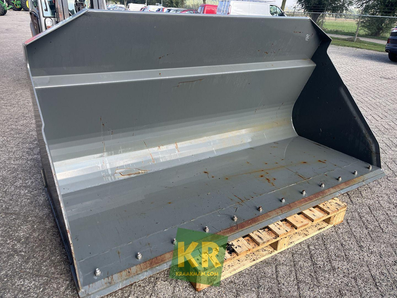 Kramer 2400 HVF GRONDBAK - Loader bucket for Construction machinery: picture 3 Kramer 2400 HVF GRONDBAK - Loader bucket for Construction machinery: picture 3