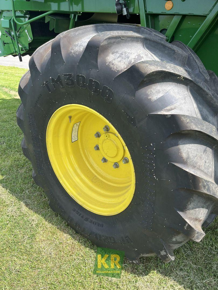 New Combine harvester T660 John Deere: picture 7
