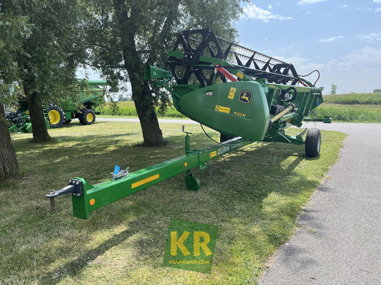 New Combine harvester T660 John Deere: picture 16