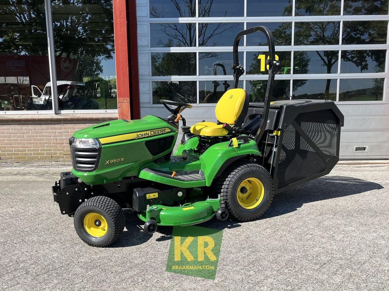 X950R John Deere - Garden mower: picture 1 X950R John Deere - Garden mower: picture 1