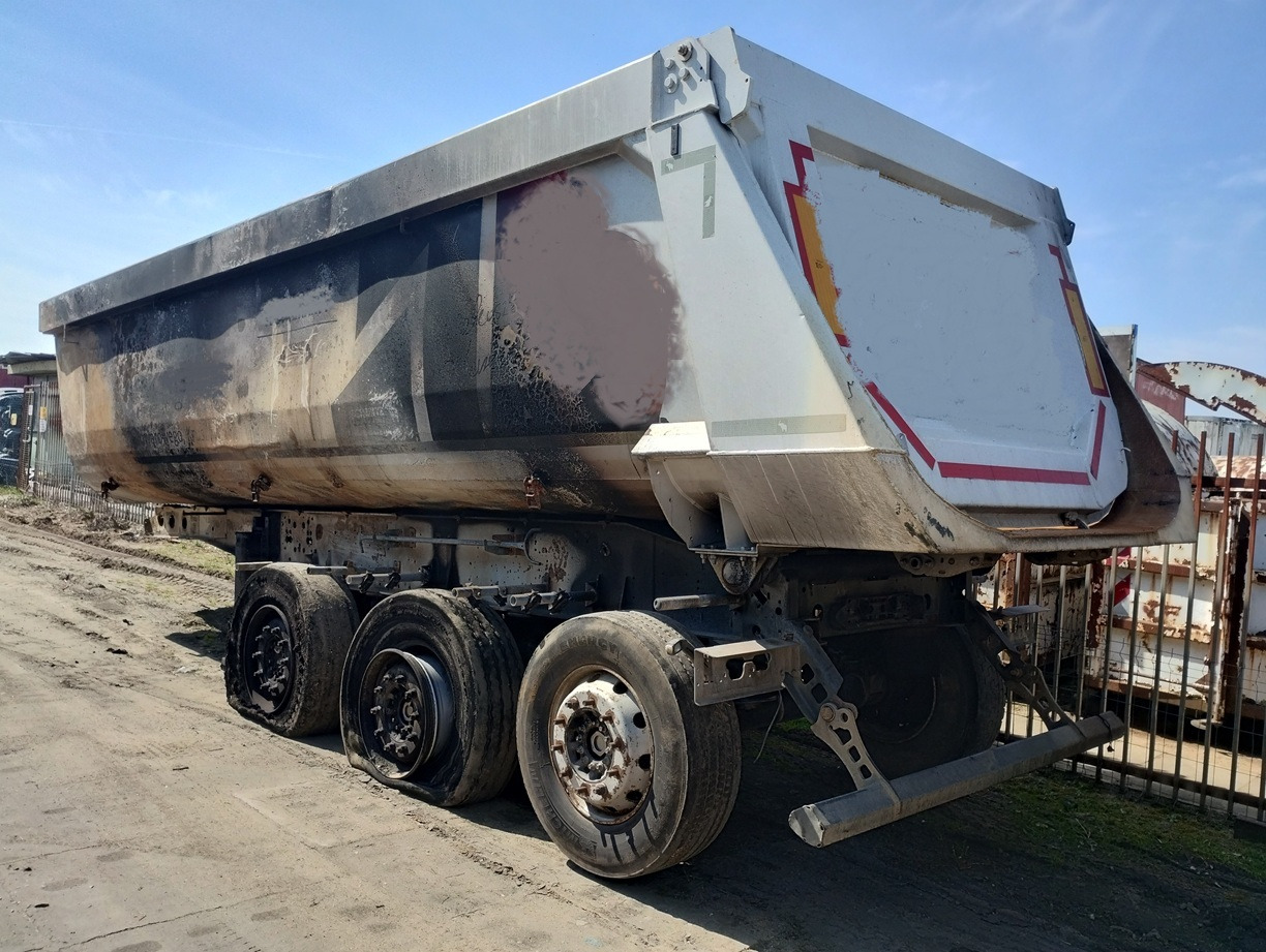 SCHMITZ CARGOBULL GOTHA 26 m3 SGF S3 2015 - Tipper semi-trailer: picture 1 SCHMITZ CARGOBULL GOTHA 26 m3 SGF S3 2015 - Tipper semi-trailer: picture 1
