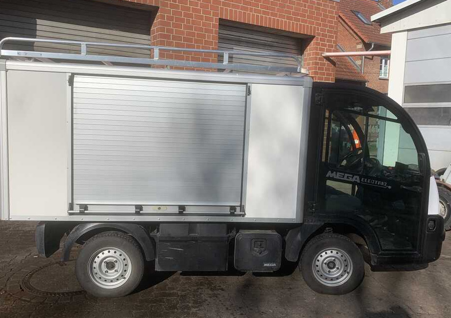 Mega E-Worker Plattform - Electric utility vehicle: picture 1 Mega E-Worker Plattform - Electric utility vehicle: picture 1