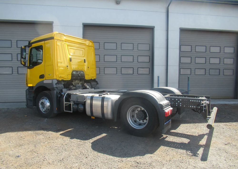 Mercedes-Benz Antos 1830 rozstaw osi 3,60 - Cab chassis truck: picture 1 Mercedes-Benz Antos 1830 rozstaw osi 3,60 - Cab chassis truck: picture 1