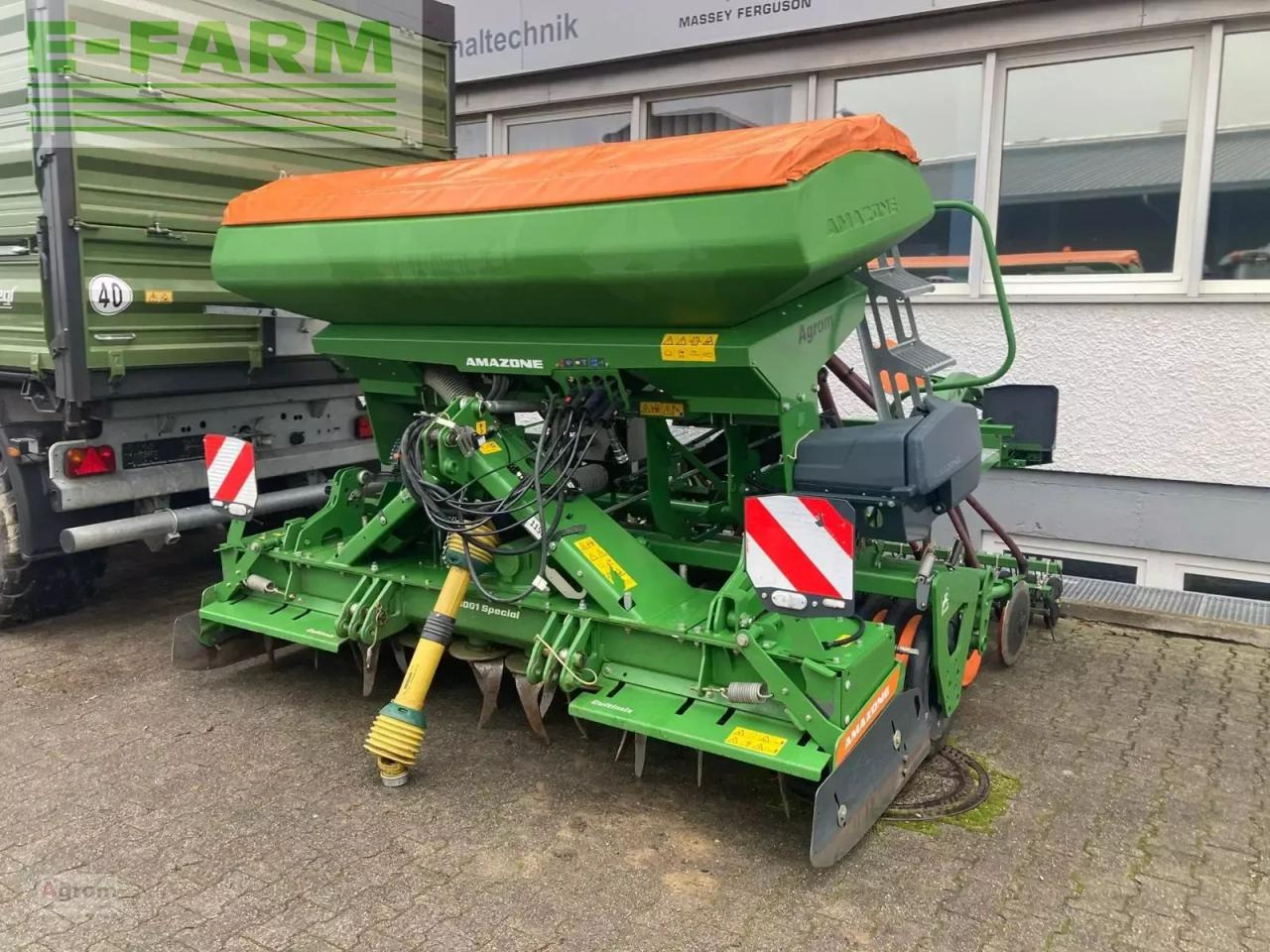 Amazone kg 3001 special + centaya 3000 super - Combine seed drill: picture 1 Amazone kg 3001 special + centaya 3000 super - Combine seed drill: picture 1