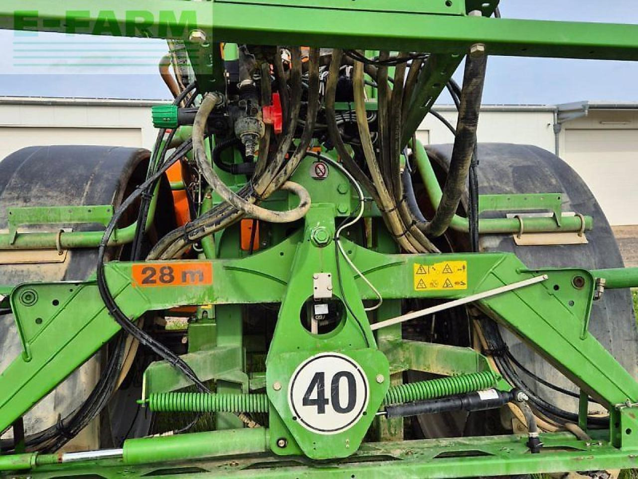 Trailed sprayer Amazone ux 3200 super: picture 6