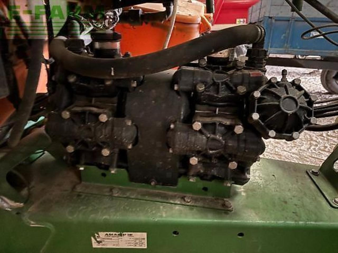 Trailed sprayer Amazone ux5200: picture 7