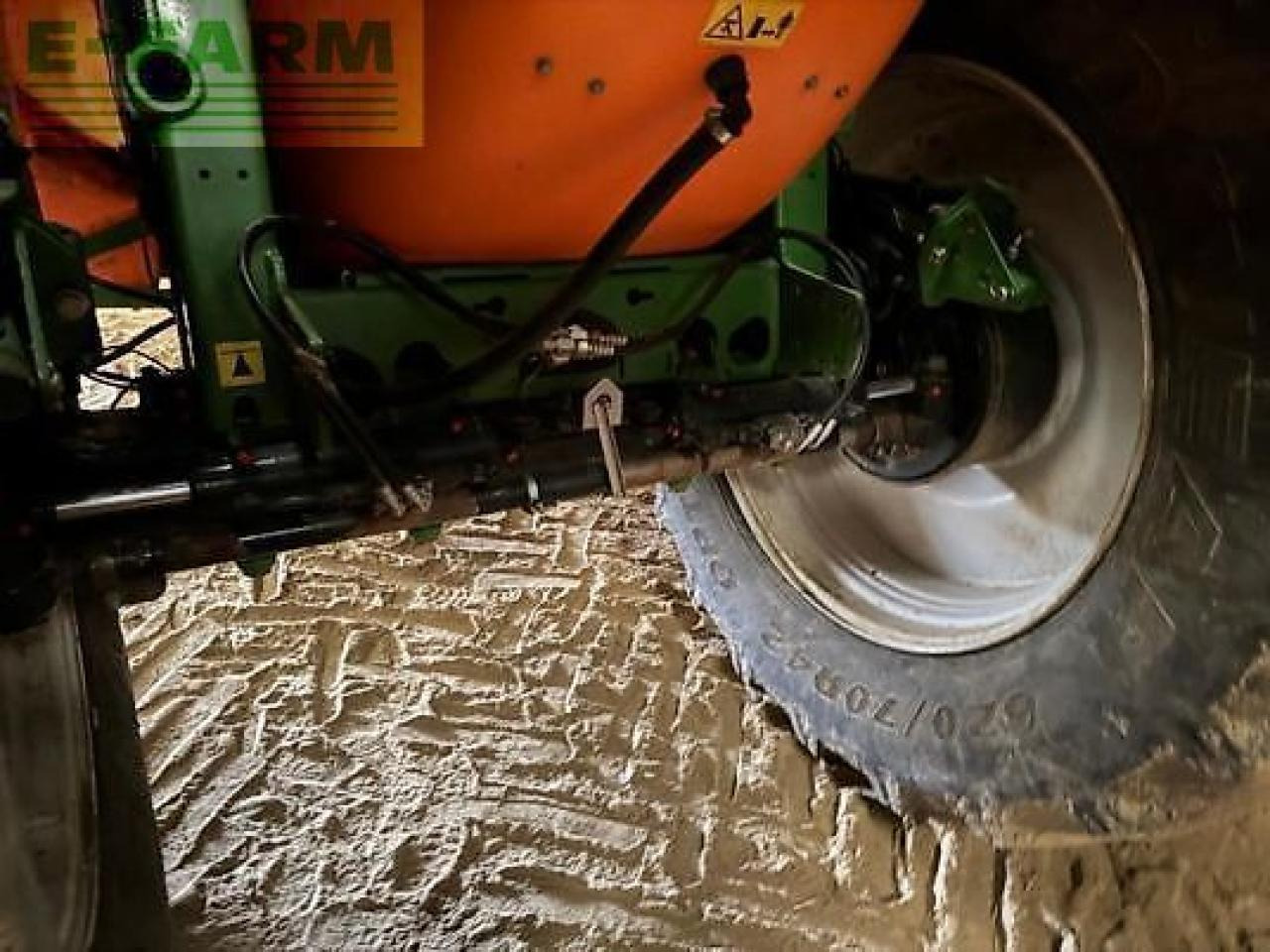 Trailed sprayer Amazone ux5200: picture 10