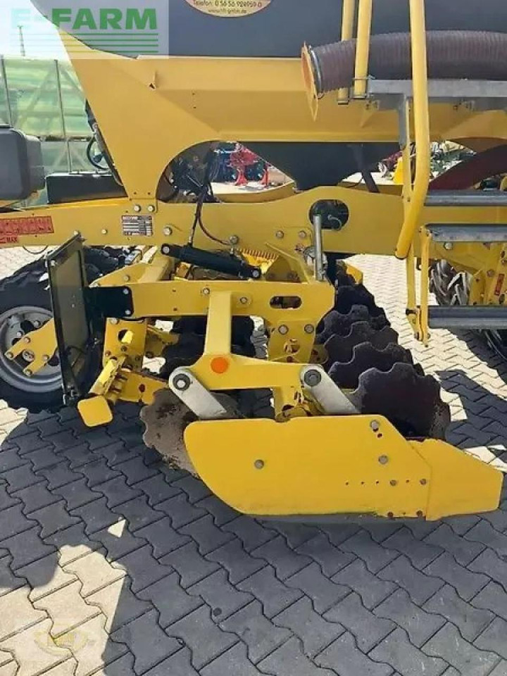 Combine seed drill Bednar omega oo 3000 l: picture 13