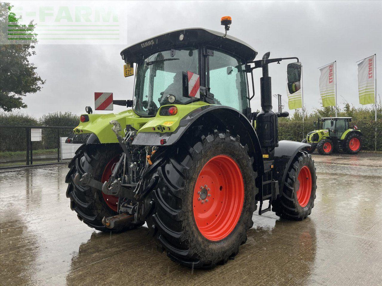 CLAAS ARION 530 - Farm tractor: picture 5 CLAAS ARION 530 - Farm tractor: picture 5