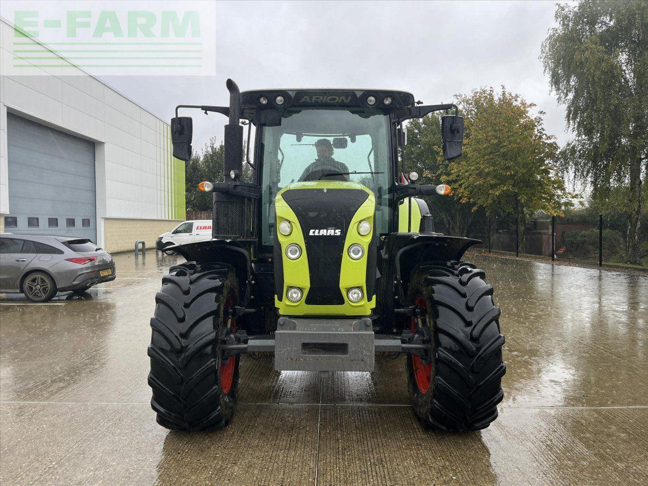 CLAAS ARION 530 - Farm tractor: picture 2 CLAAS ARION 530 - Farm tractor: picture 2