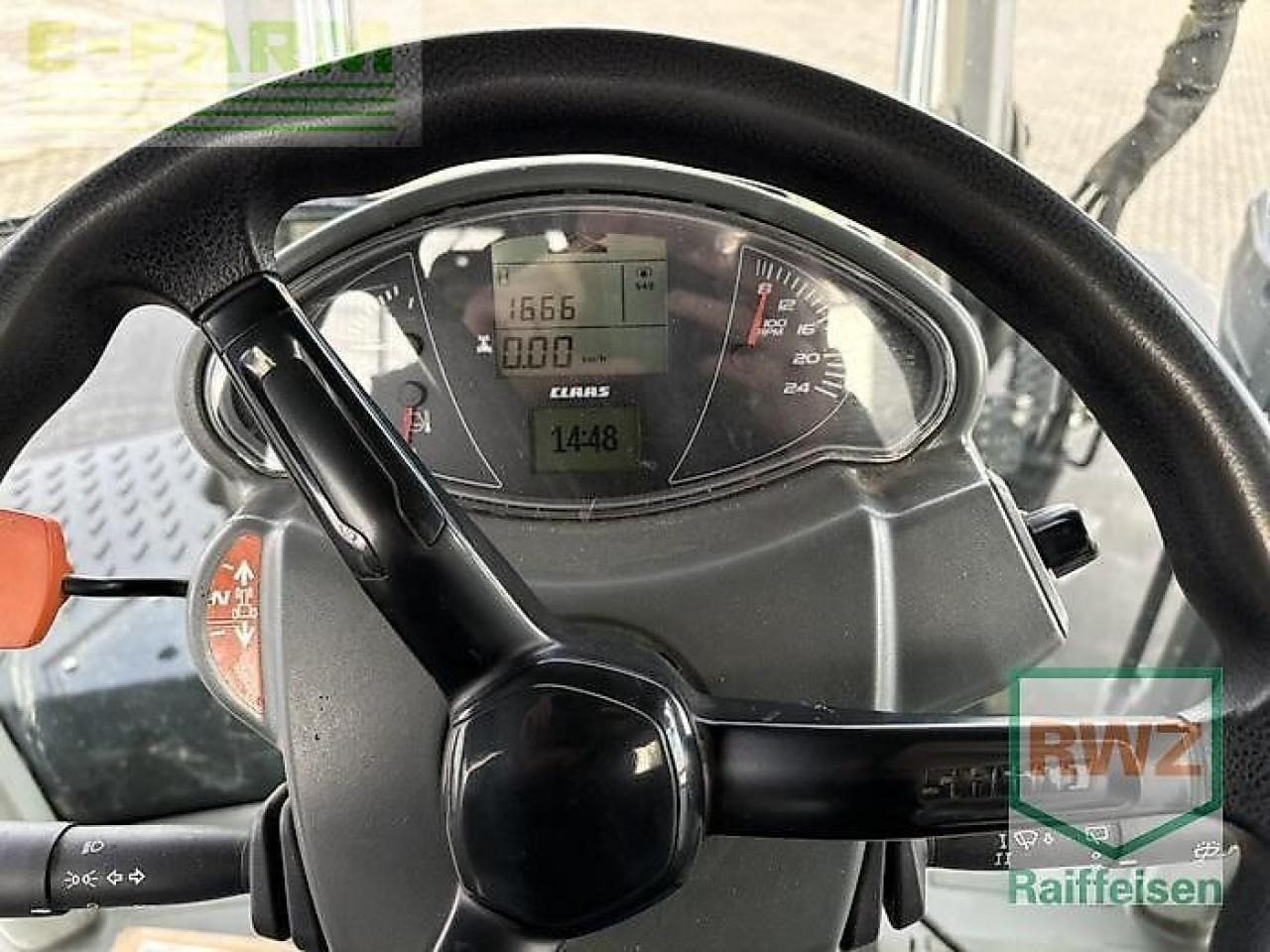 Farm tractor CLAAS arion 660 cmatic: picture 10