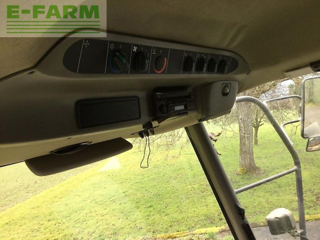 Combine harvester CLAAS lexion 450: picture 14