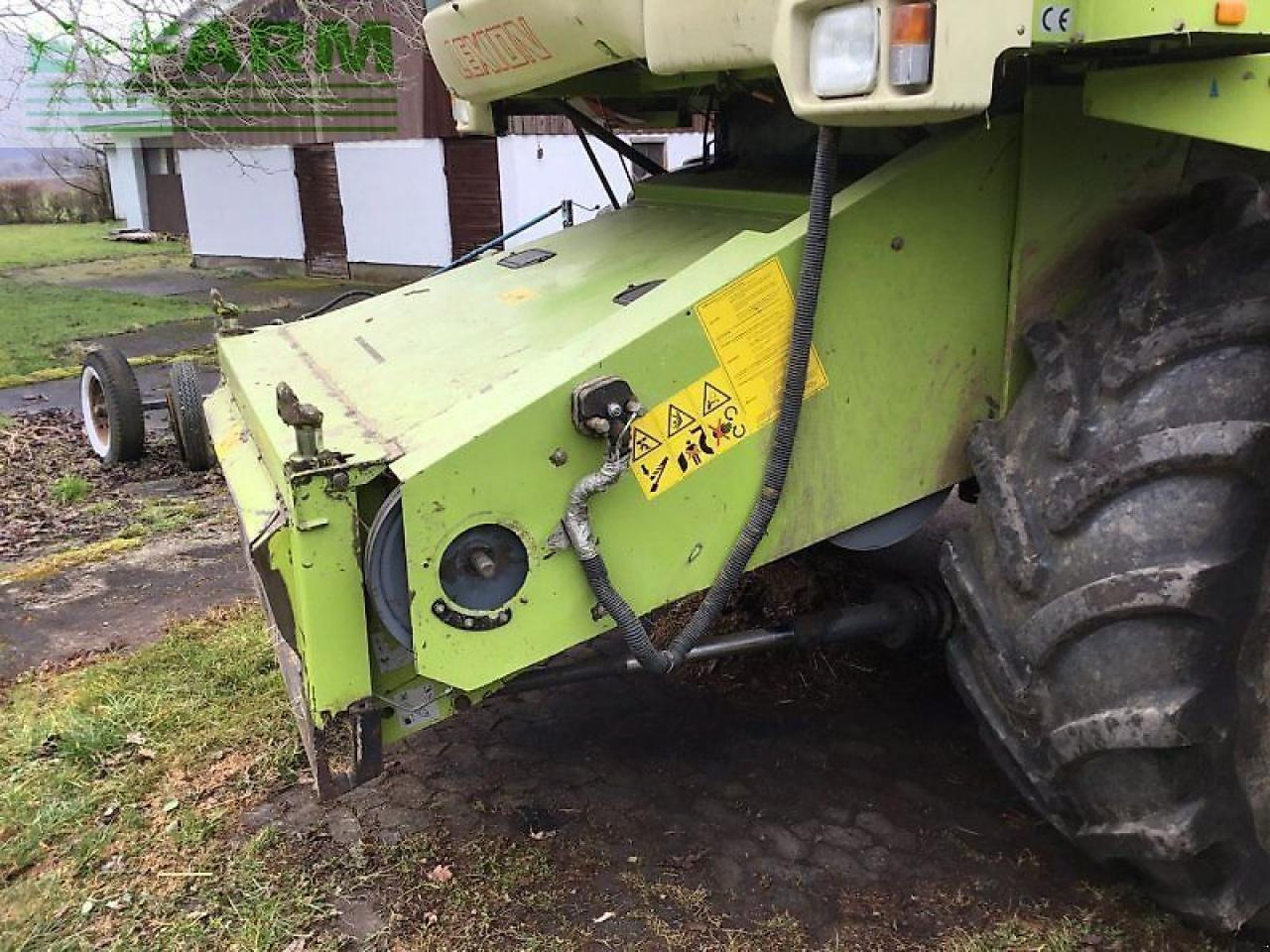 Combine harvester CLAAS lexion 450: picture 15