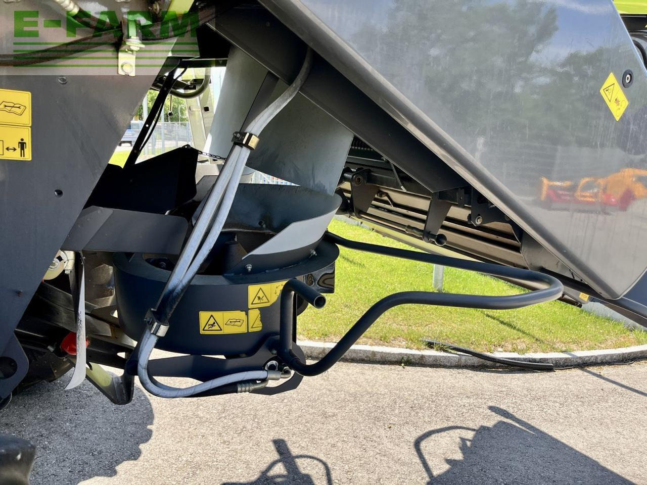 Combine harvester CLAAS lexion 620: picture 15