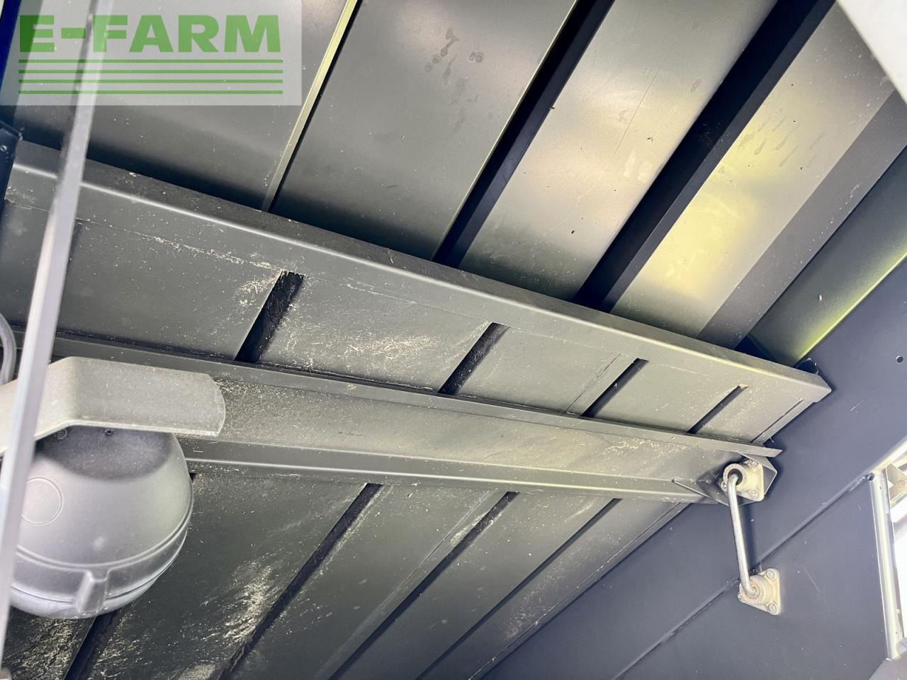 Combine harvester CLAAS lexion 620: picture 16