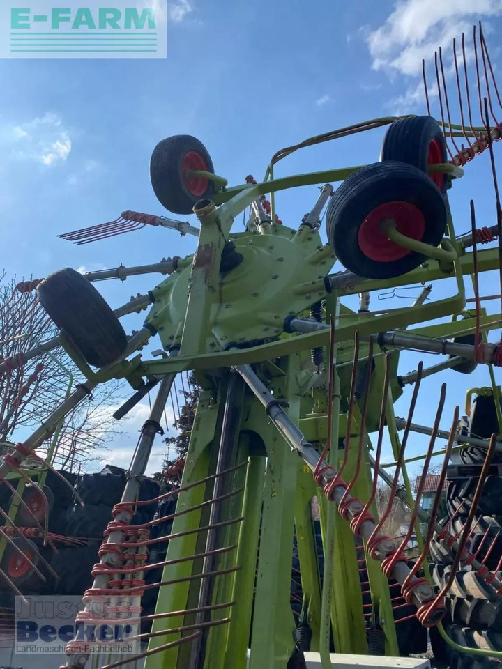 CLAAS liner 3000 - Tedder/ Rake: picture 3 CLAAS liner 3000 - Tedder/ Rake: picture 3