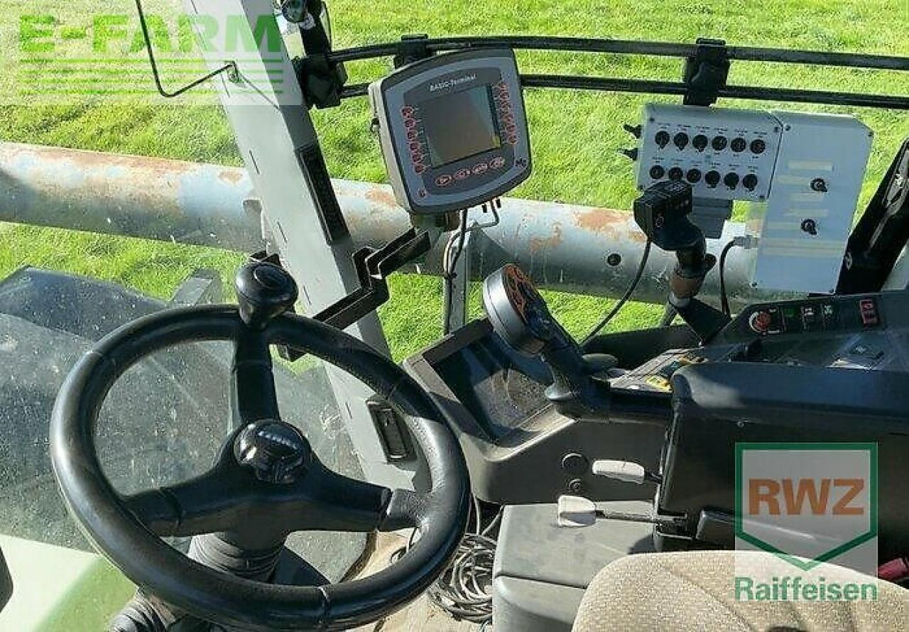 Farm tractor CLAAS xerion 3800 trac TRAC: picture 11