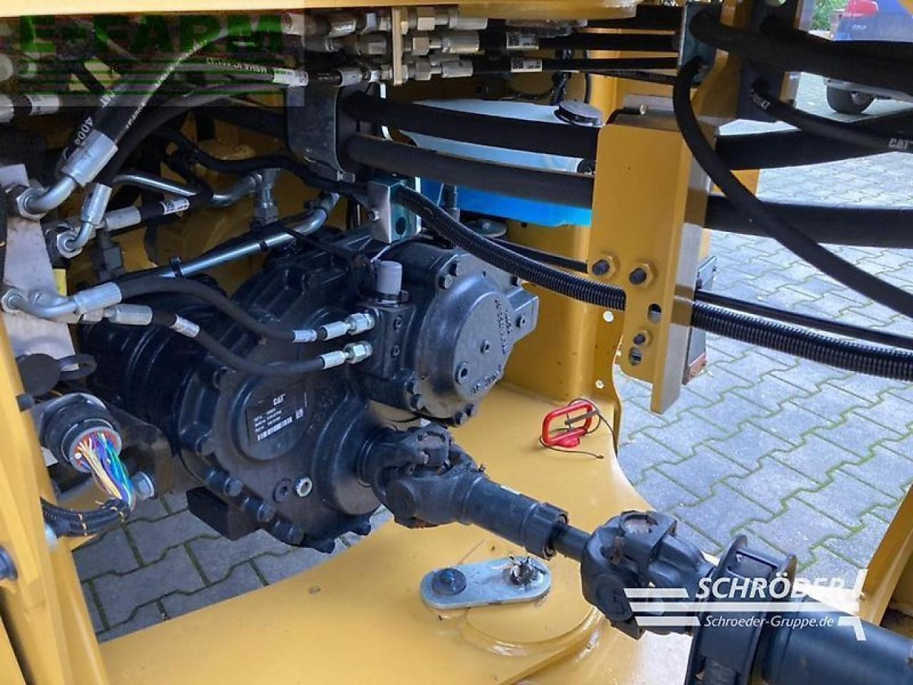Mini excavator Caterpillar 914 m: picture 10