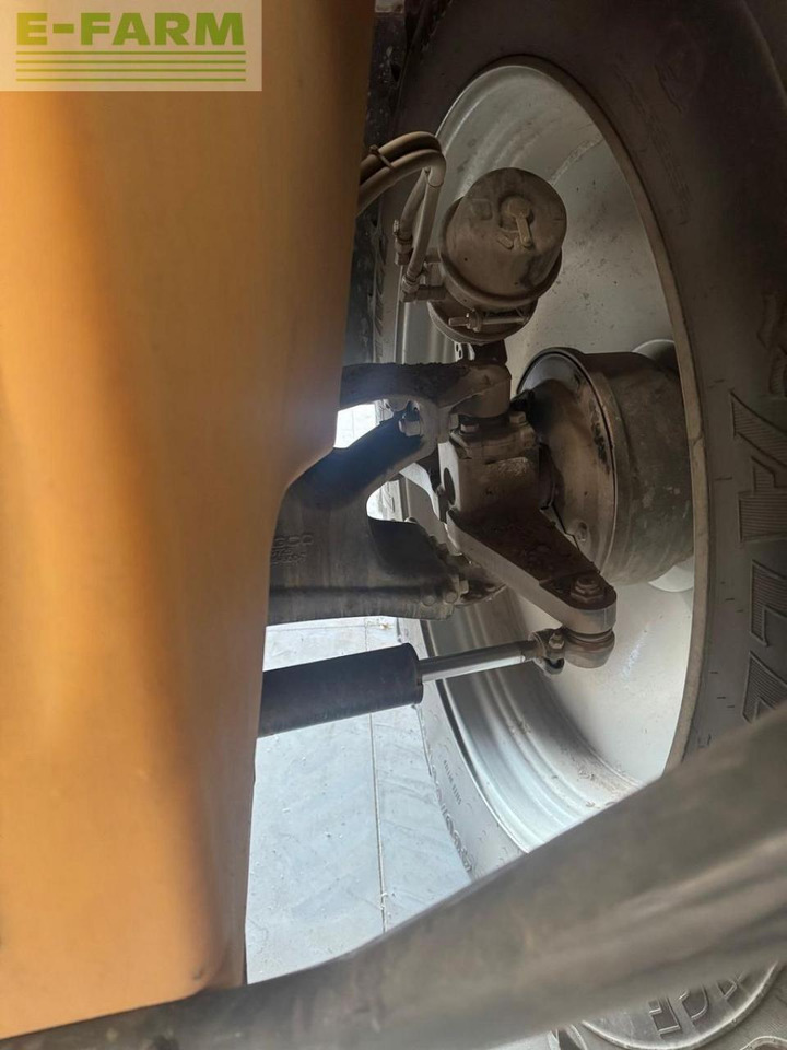 Trailed sprayer Challenger rogator 344: picture 9