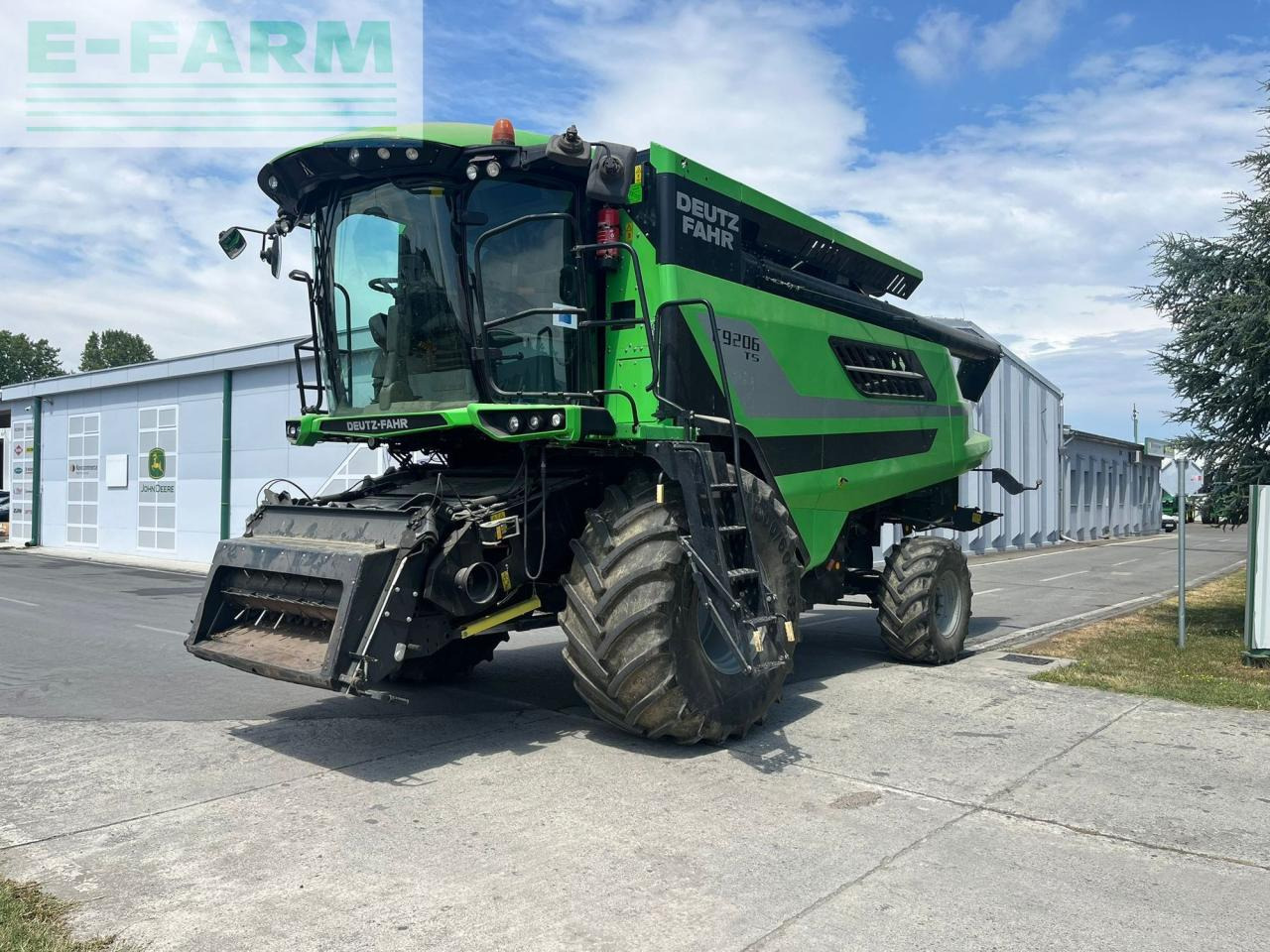 Deutz-Fahr C9206 TS - Combine harvester: picture 1 Deutz-Fahr C9206 TS - Combine harvester: picture 1