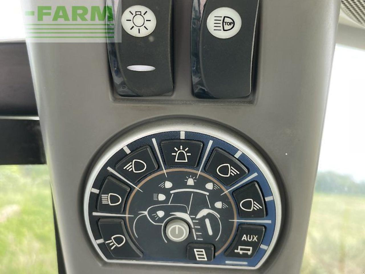 Farm tractor Deutz-Fahr agrotron 7250 ttv: picture 8