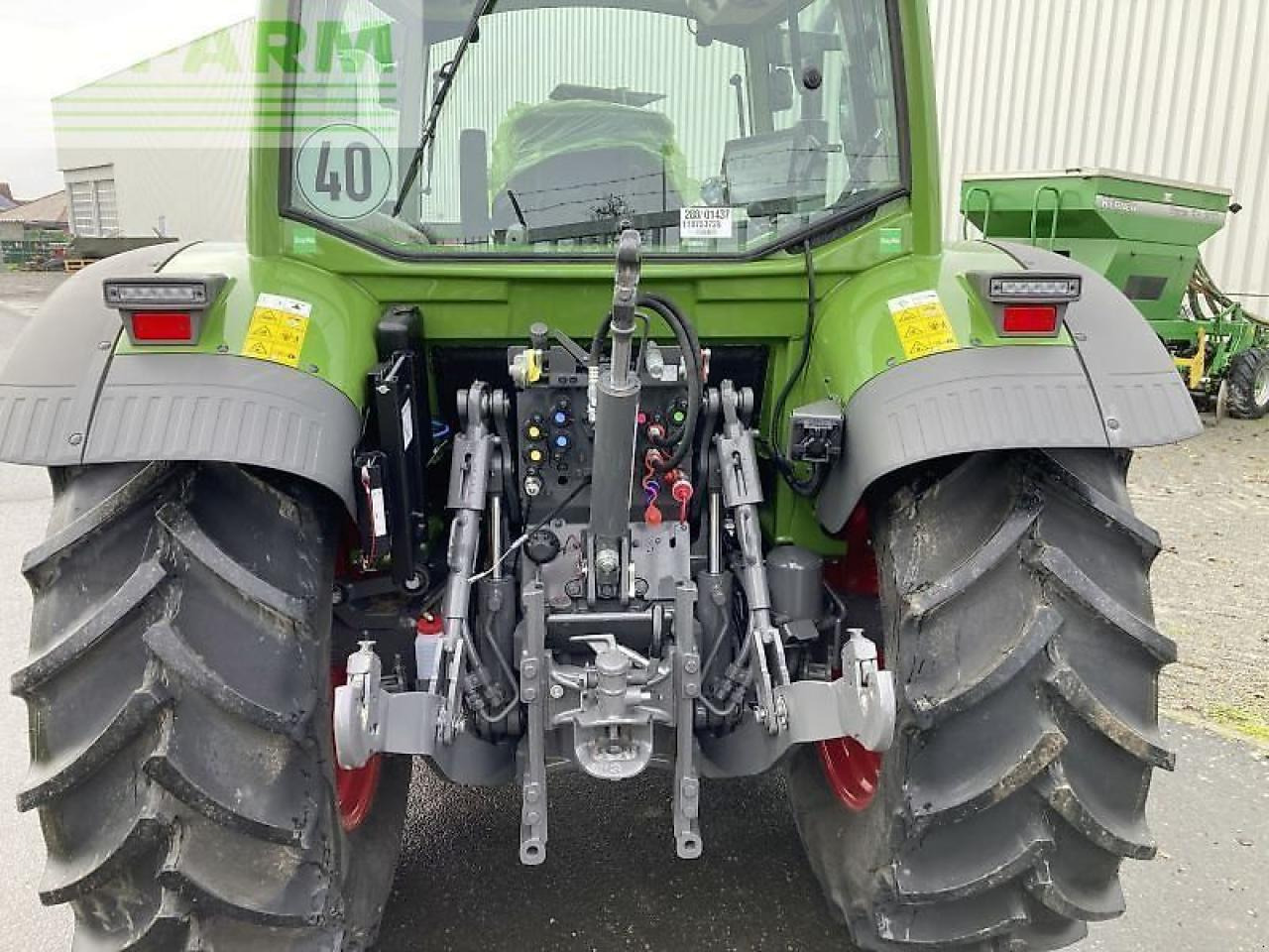 Farm tractor Fendt 209 s vario gen3 profi plus t: picture 7 Farm tractor Fendt 209 s vario gen3 profi plus t: picture 7