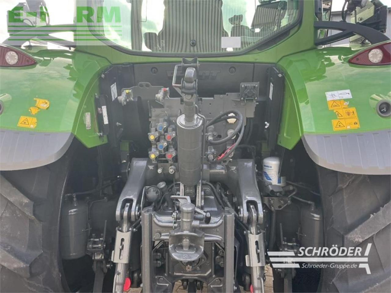 Farm tractor Fendt 720 s4 profi plus: picture 18