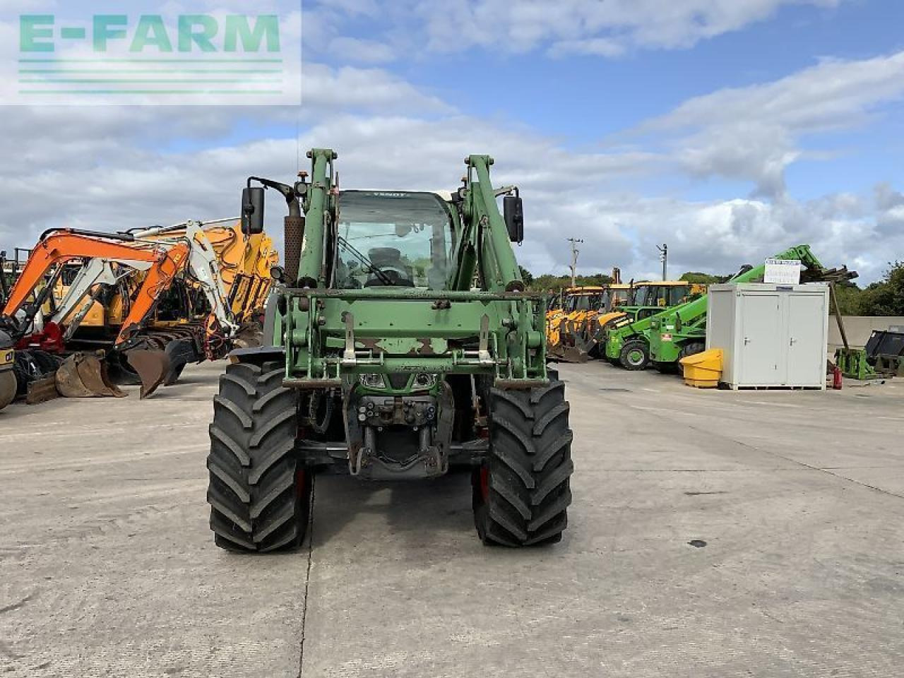 Fendt 720 (st23641) - Farm tractor: picture 4 Fendt 720 (st23641) - Farm tractor: picture 4