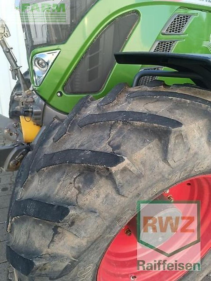 Farm tractor Fendt 724 vario: picture 9