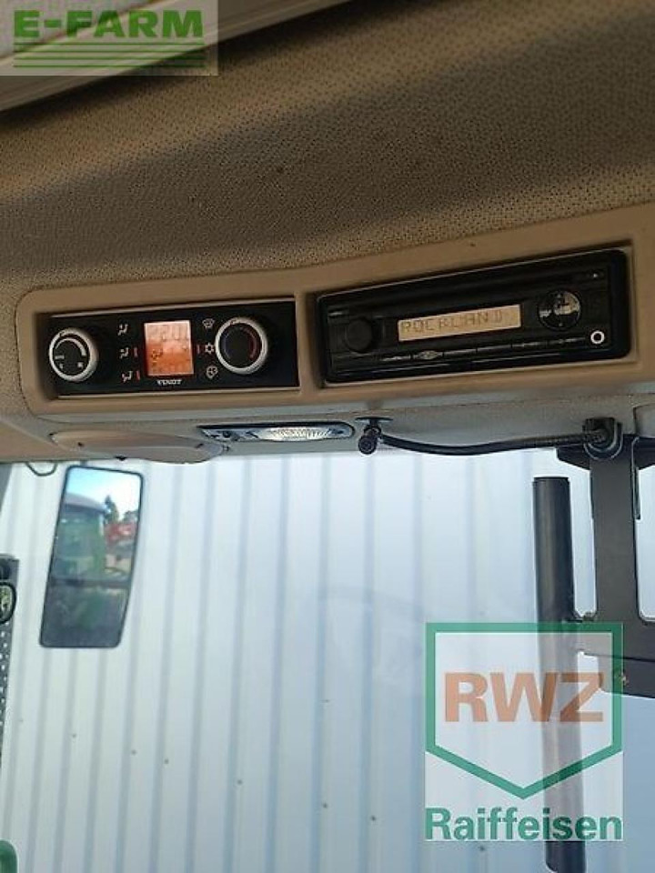 Farm tractor Fendt 724 vario: picture 11