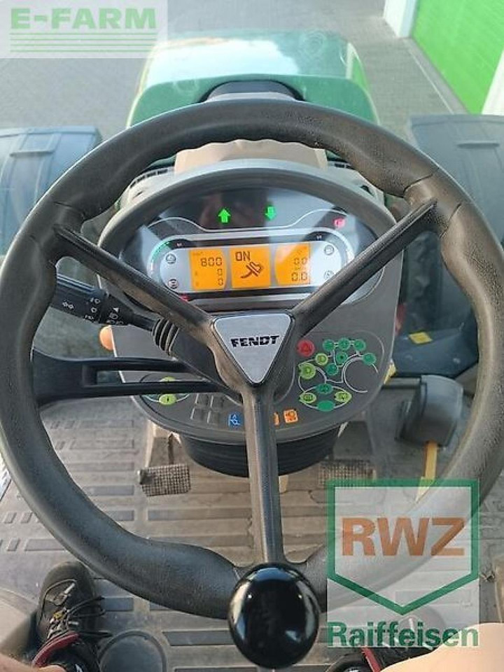 Farm tractor Fendt 724 vario: picture 7